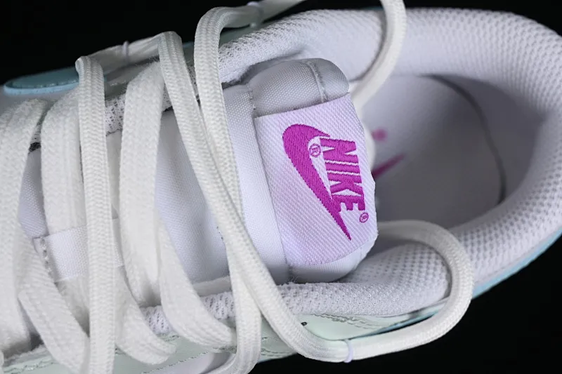 All categories Nk SB Dunk series Nk SB Dunk Low low-top sneakers Nk Dunk Low bubble sea salt fresh white and blue simple SB low-top casual sneakers FD9922-151